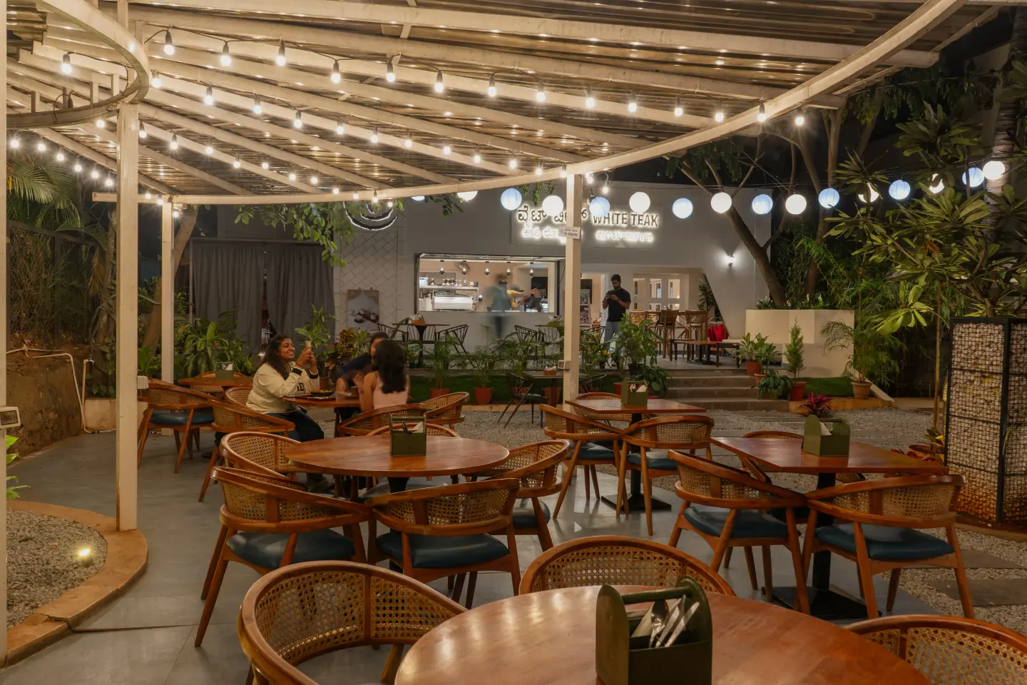 Cafe Ambience 3