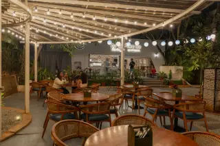 Cafe Ambience 3